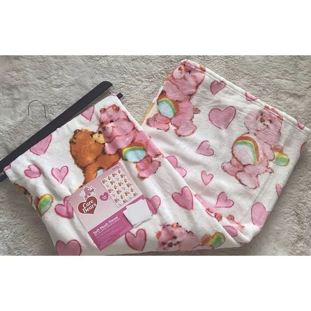 Care Bears Soft Plush Throw Blanket 50 X 70” Kisses Hearts Love‎ Valentines NEW
